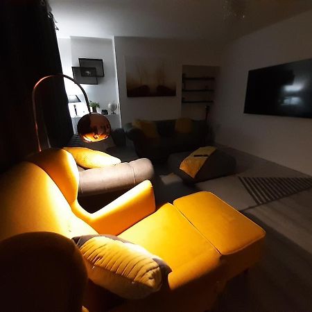 Cosy 3-Bedroom House In Aspley نوتينغهام المظهر الخارجي الصورة